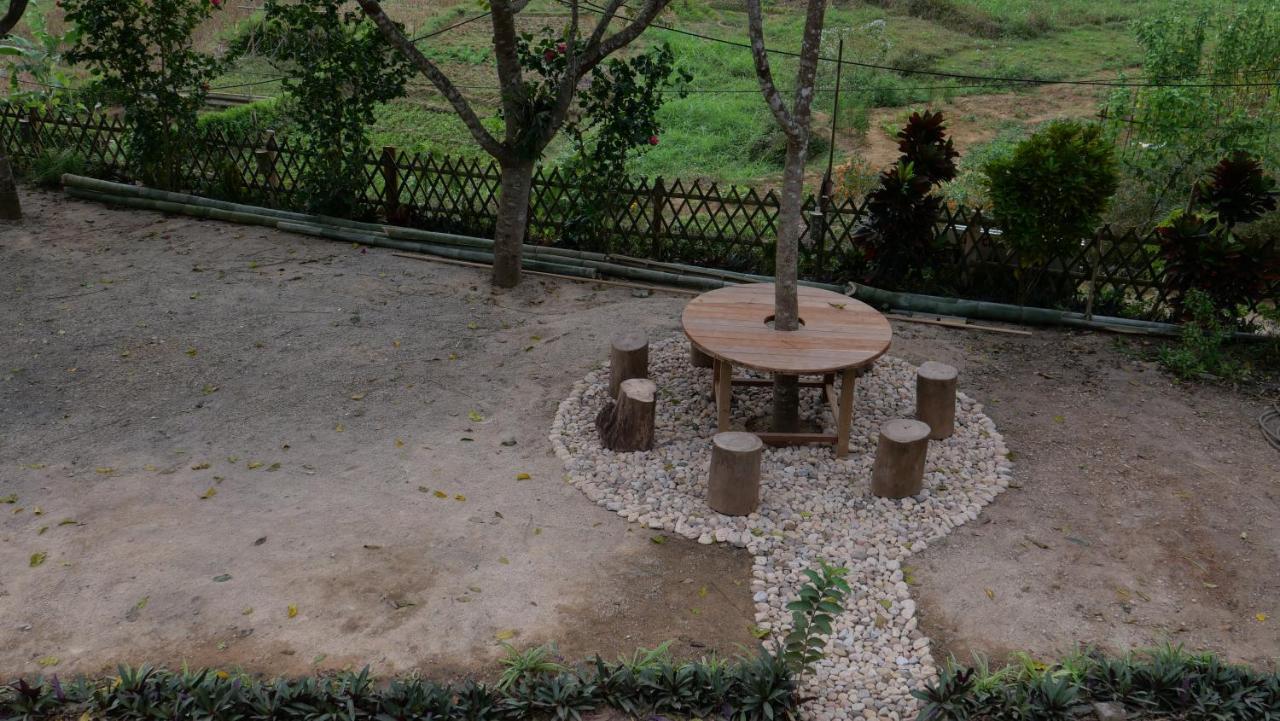Nha Tan - Mai Chau Homestay And Tours Eksteriør bilde