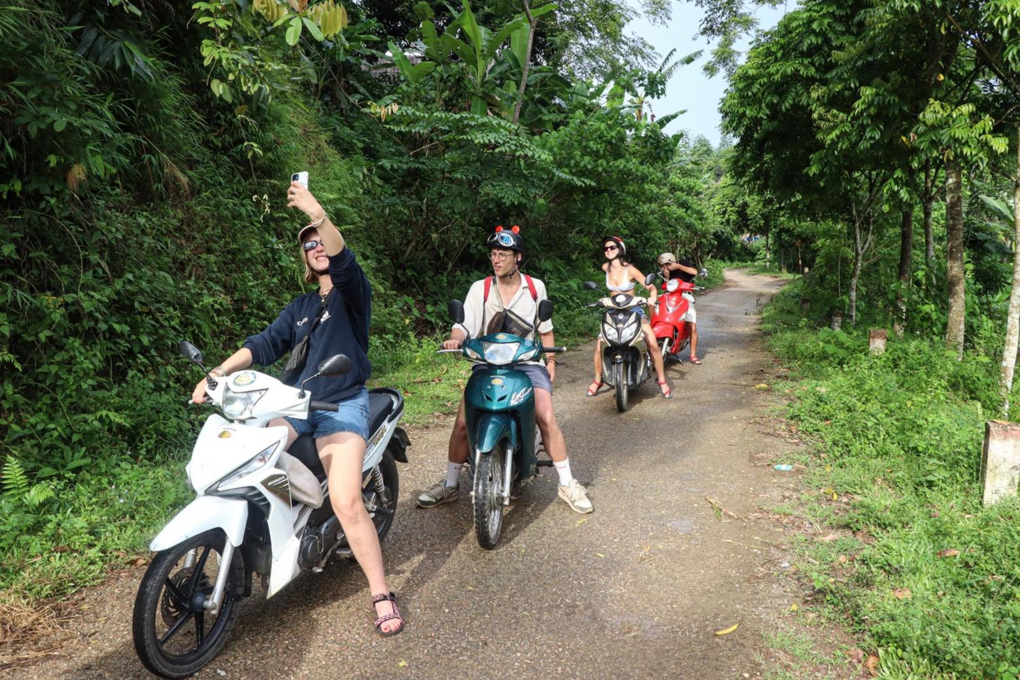 Nha Tan - Mai Chau Homestay And Tours Eksteriør bilde