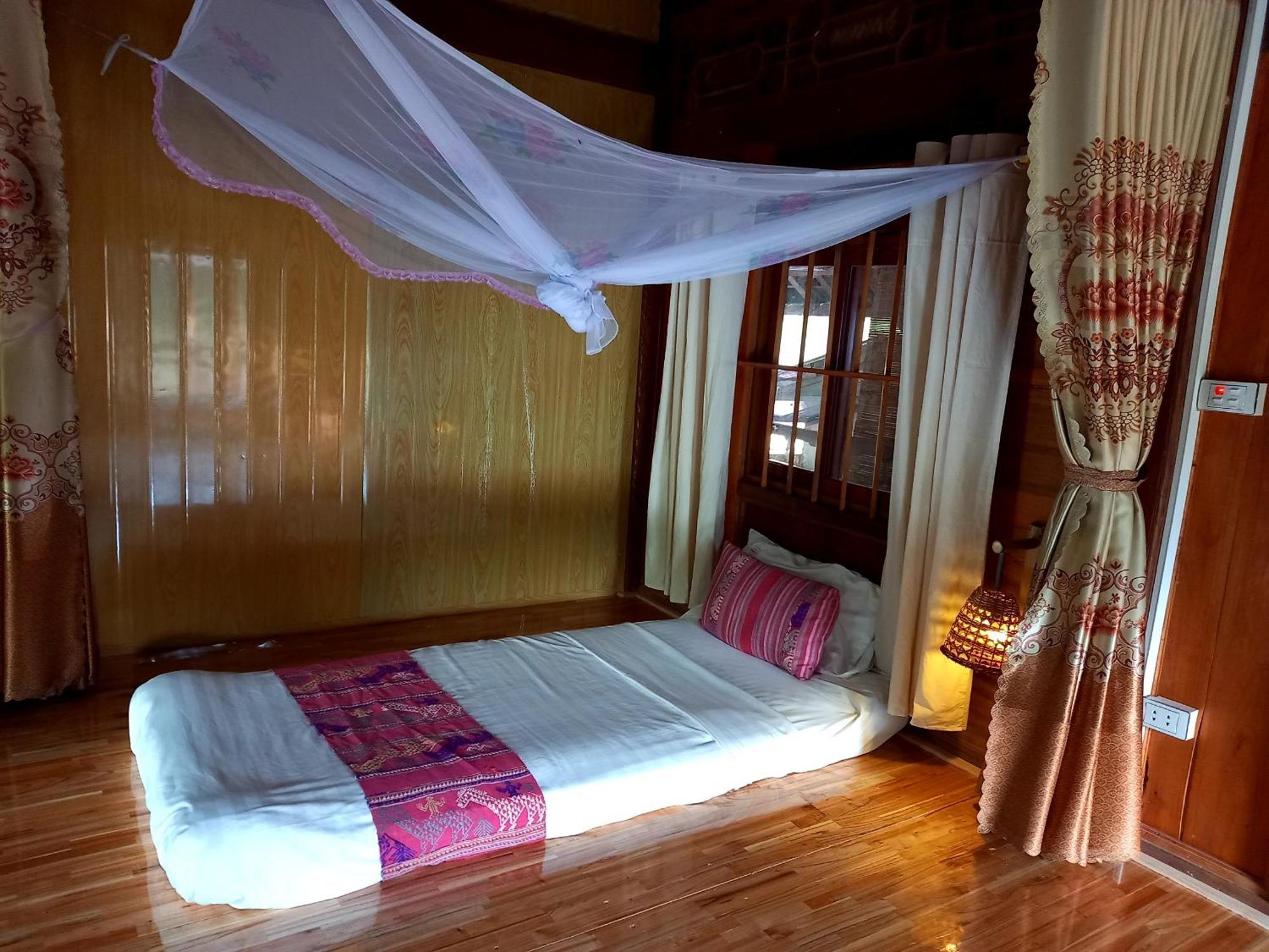 Nha Tan - Mai Chau Homestay And Tours Eksteriør bilde